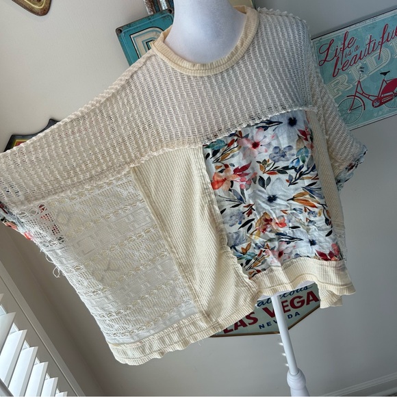 POL Birdie Patchwork Mesh Oversized Tee - Picture 8 of 15